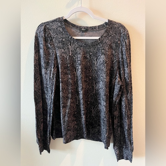 Rails - Emilia Charcoal Snakeskin Puff Sleeve Long Sleeve Top - Size large - Picture 2 of 5